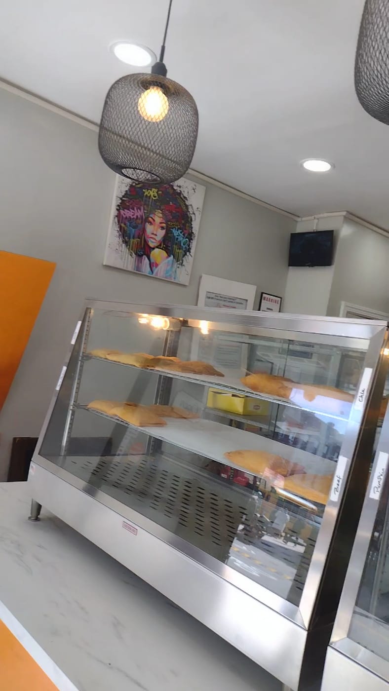 Front of store photo 4