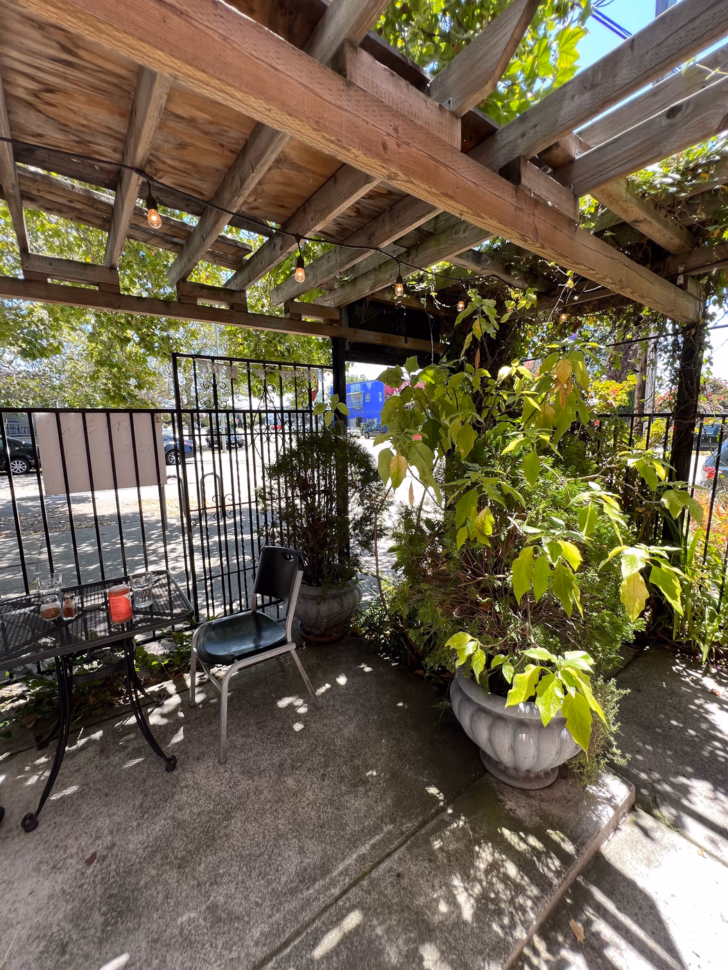 Shangri-La Vegan On Linden